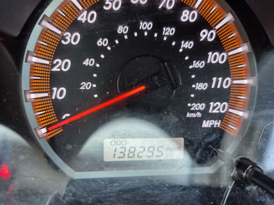 Dezmembrez Toyota Hilux 2KD-FTV 2.5 Euro 5 2012-2016