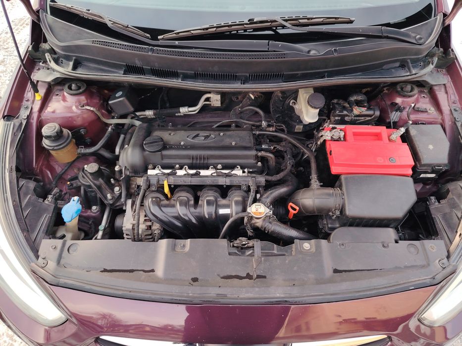 Hyundai Accent 2013 год
