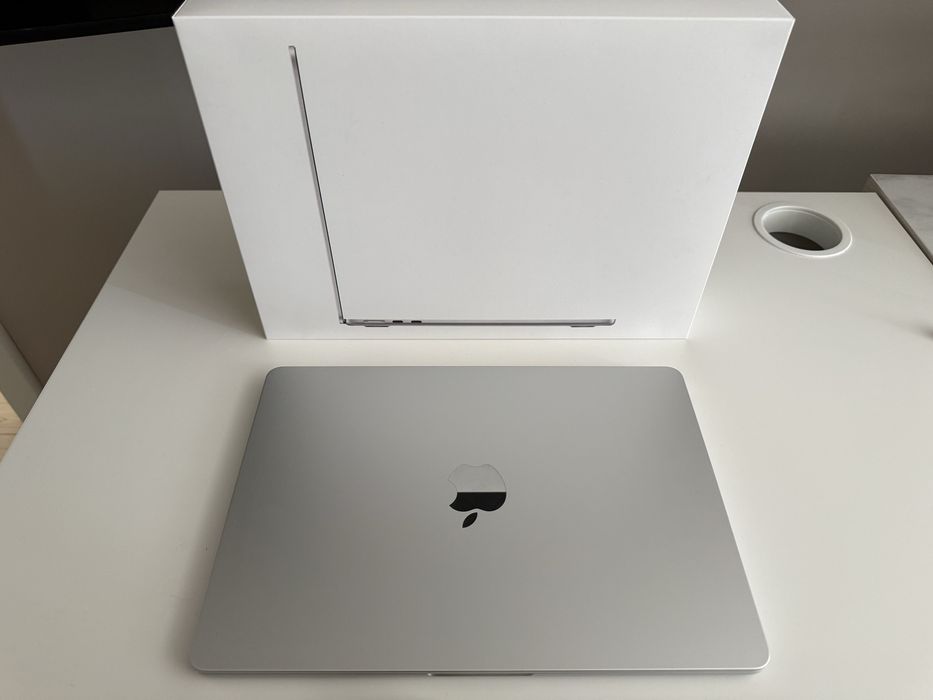 Macbook Air M3 13inch 16/512 Гаранционен