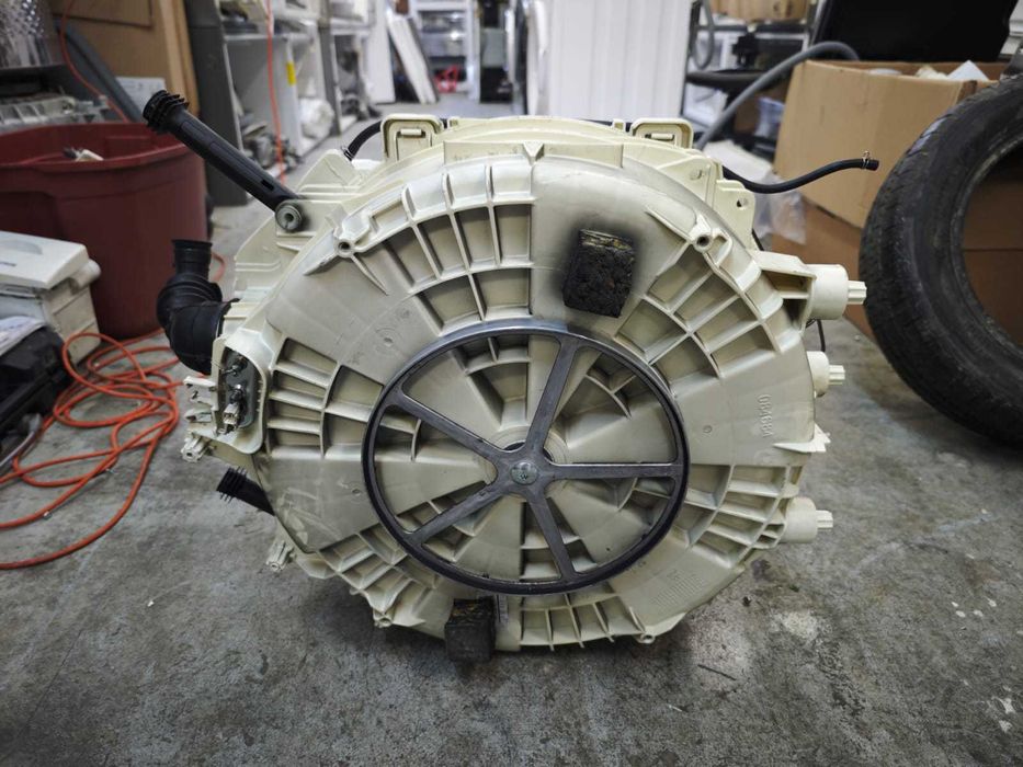 Cuva completa masina de spalat ultra slim Indesit IWUD4105