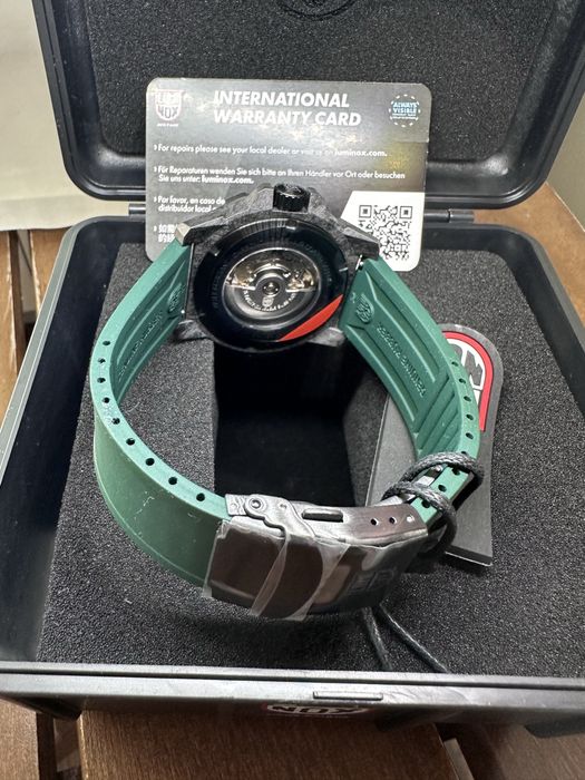 Luminox Master Carbon SEAL  Automatic 45 mm  Dive *Military Green*