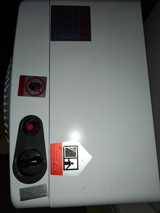 Soba pe gaz, nouă  nefolosită.