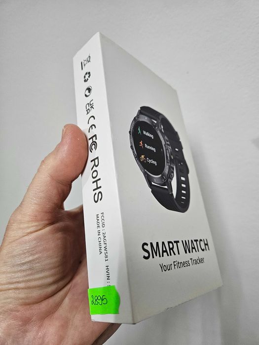 Watch Smart fitnes S81 nou la cutie.