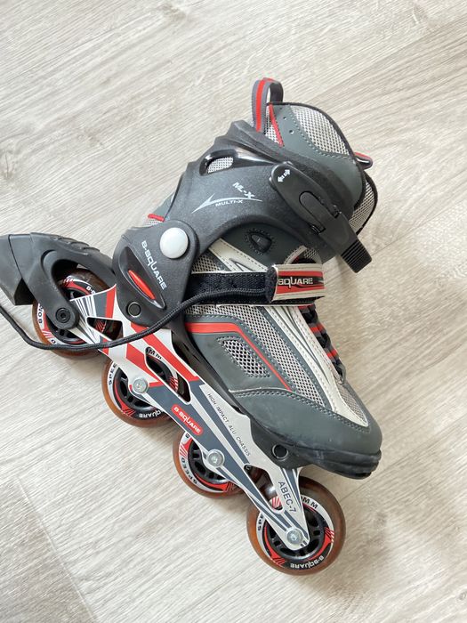 Роликовые коньки