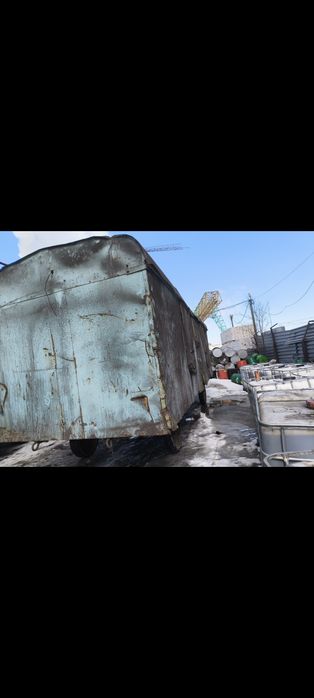 Продам контейнер и вагончик