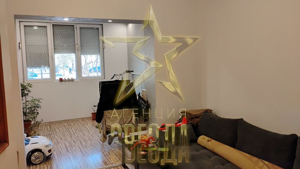 Продава се Тристаен апартамент в Пловдив, Изгрев - 86 кв.м за 931 €/кв.м - Снимка #2