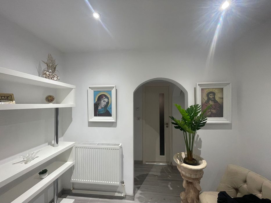 Apartament de vânzare-cumpărare