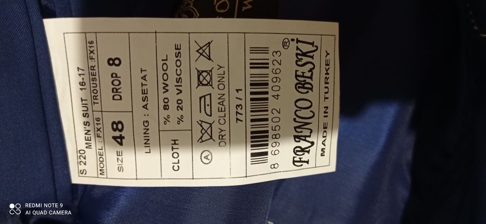 Продам мужской костюм