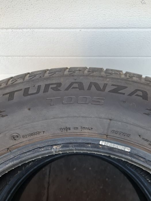 Летни гуми 2 броя BRIDGESTONE Turanza T005 215 65 R16 дот 0621