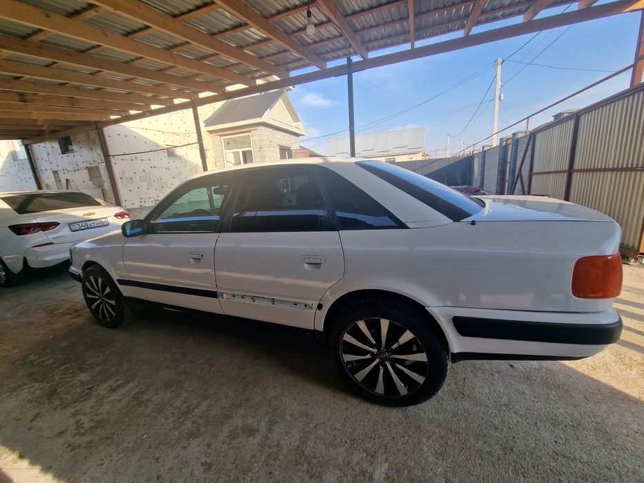 Продам ауди 100 с 4
