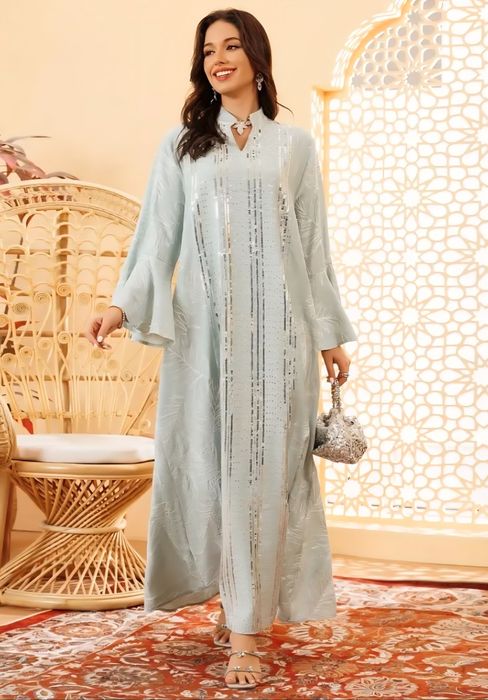 Элегантное Макси Платье Кафтан с Блестками

Лепестковыми Рукавами - Вы