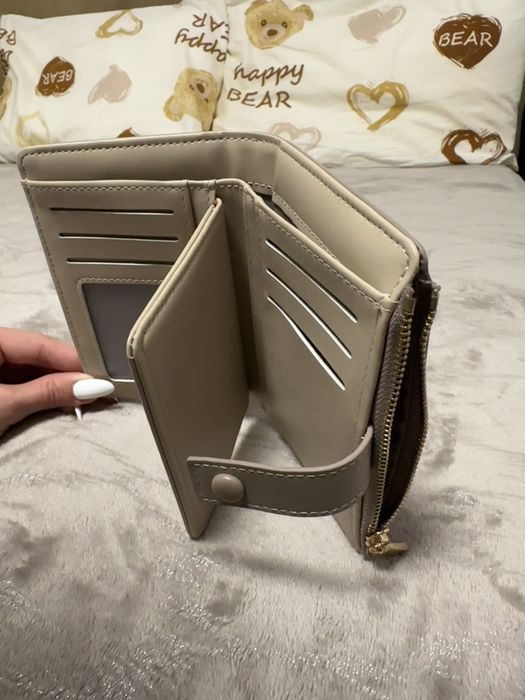 Portofel Meli Melo bej, nou, elegant si compact