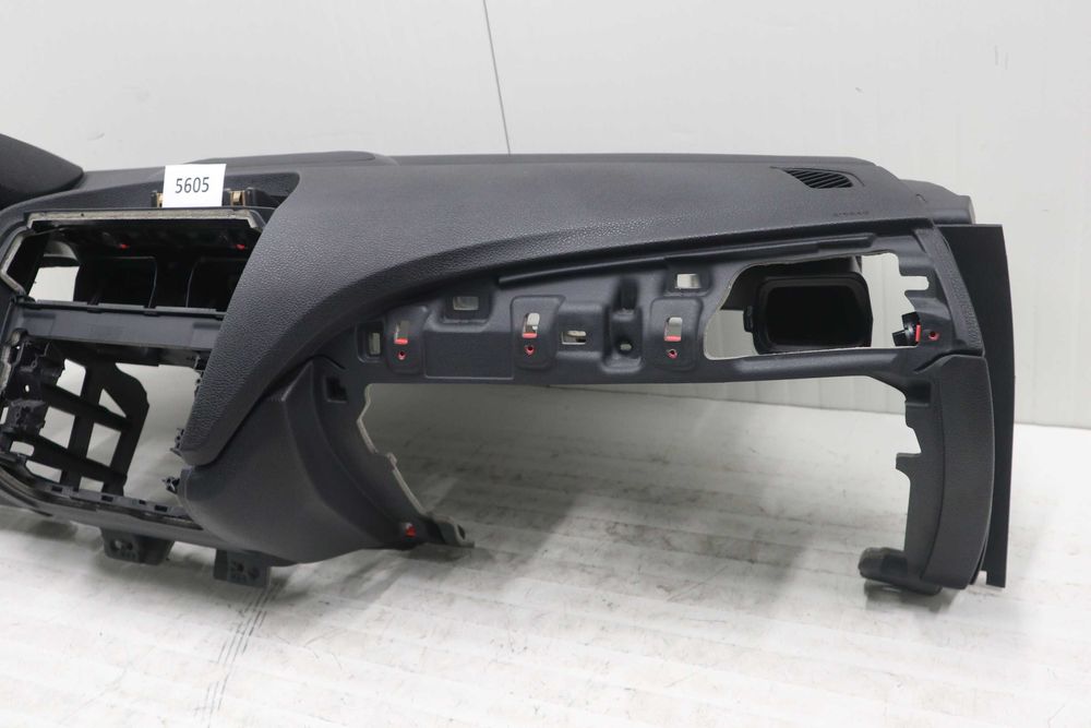 Арматурно табло БМВ Ф20 Ф21 Ф22 BMW F20 F21 F22 Преди фейслифт