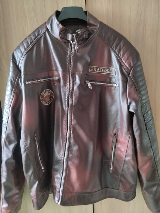 Мото аксесоари - каска, якета, протеkтори, стъпенки.