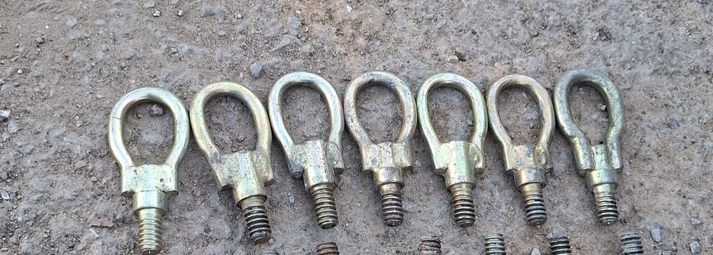 Крюк буксировочный голф 3