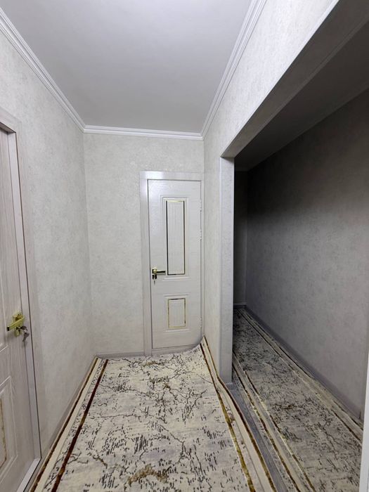Срочно 2 хонали квартира сотилади