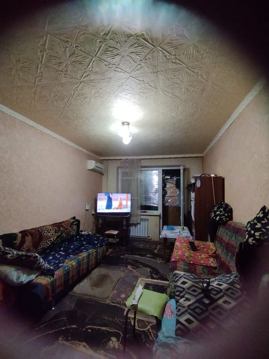 Дом в центре города .