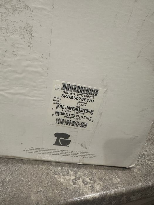 KitchenAid Magnetic Drive Blender