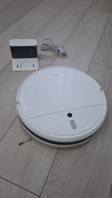 Продам робот пылесос Xiaomi