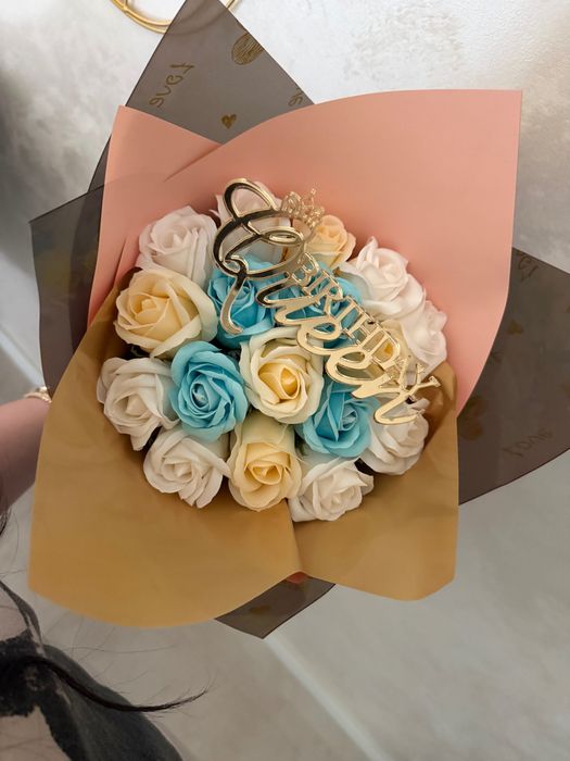 Flori de satin și de săpun