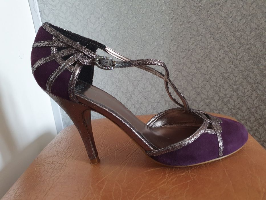 Продам красивую обувь