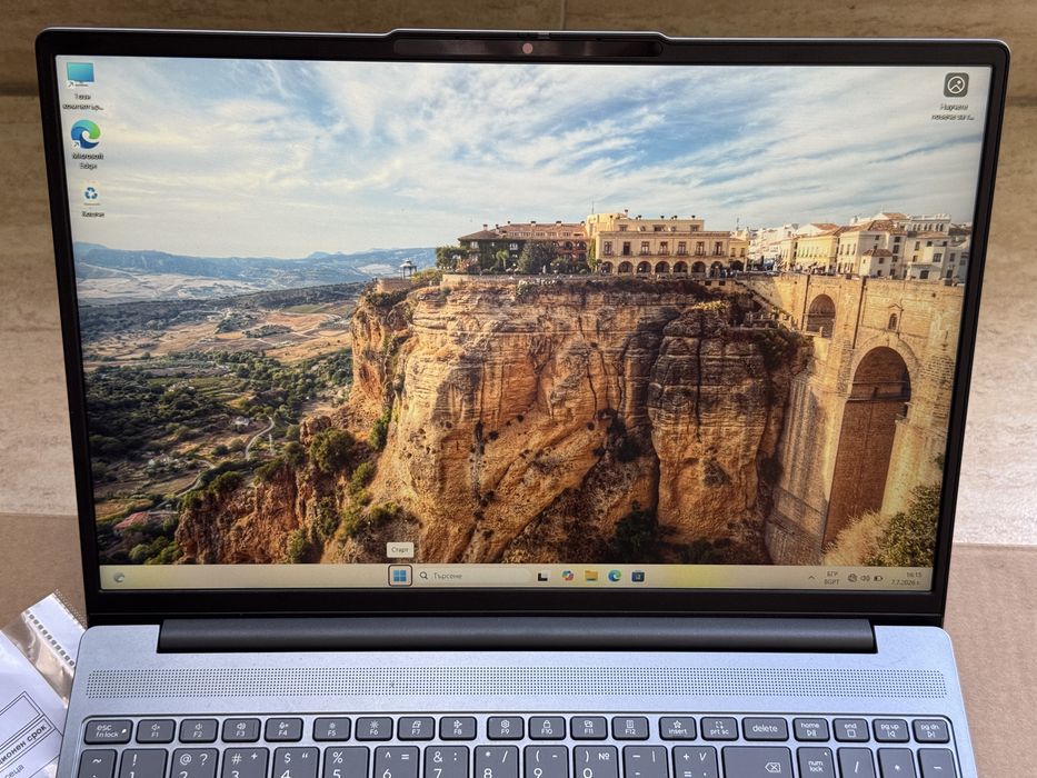 Lenovo IdeaPad Slim 3 / 15,3”инча / 13th Gen i5 / 16GB RAM / 1000GB SSD / ГАРАНЦИЯ ! ! !