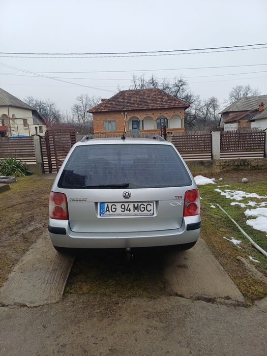 Vând sau schimb Passat B5.5 cu ceva mai mic