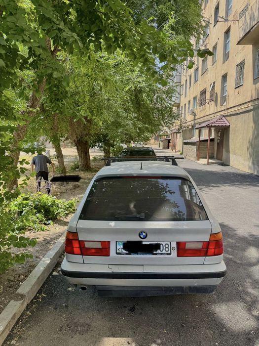Bmw универсал 520…….