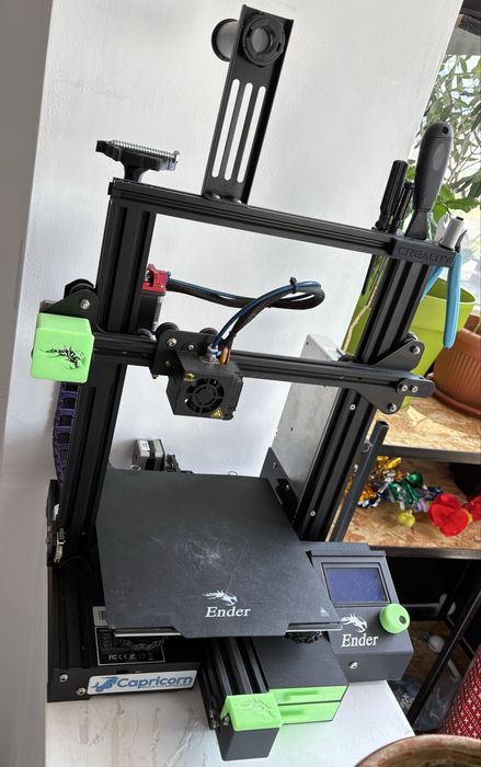 Imprimanta 3D Creality Ender 3 Pro