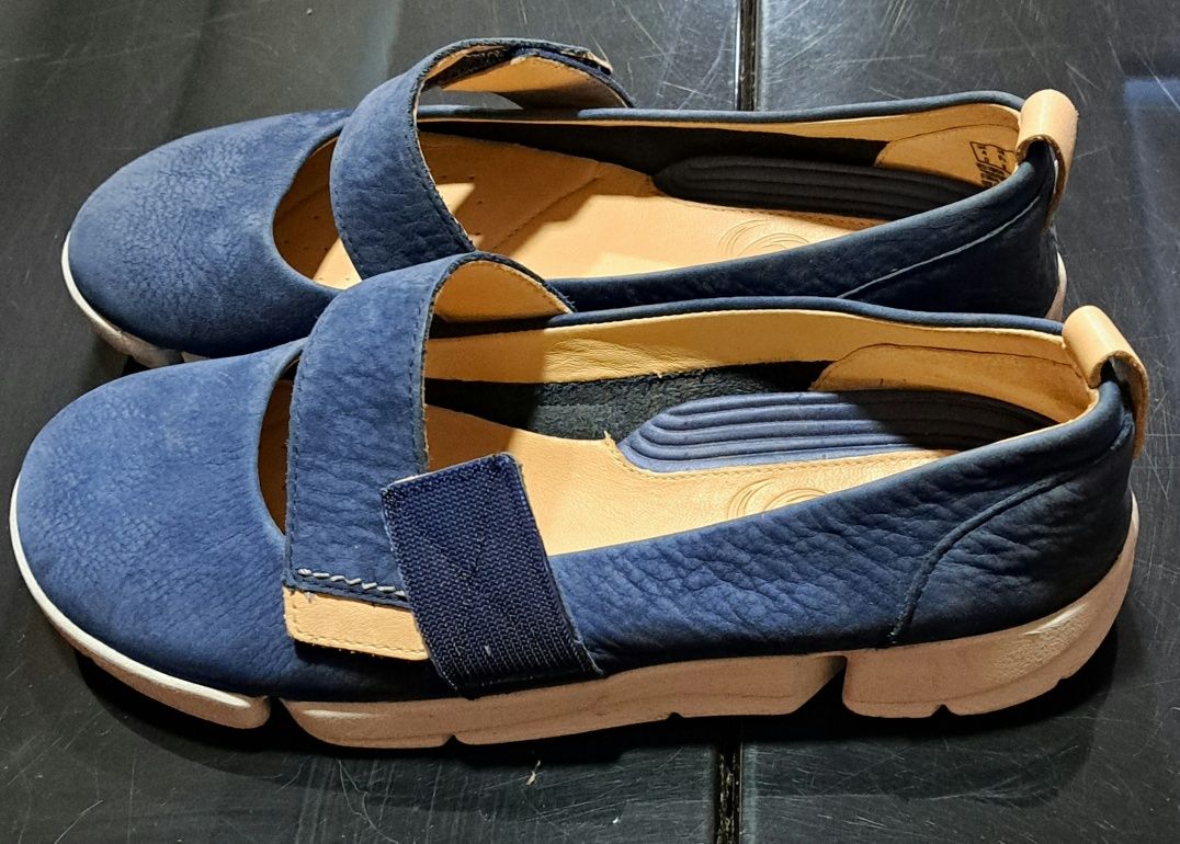 Clarks tri 2024 carrie navy