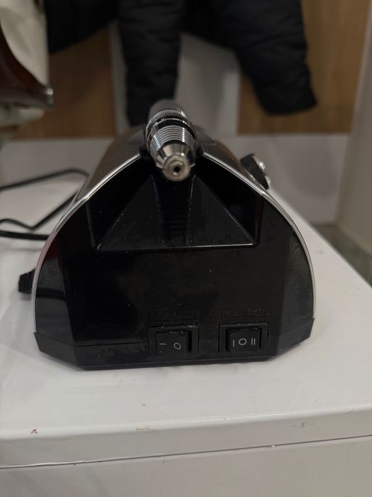 Фрейзер за маникюр