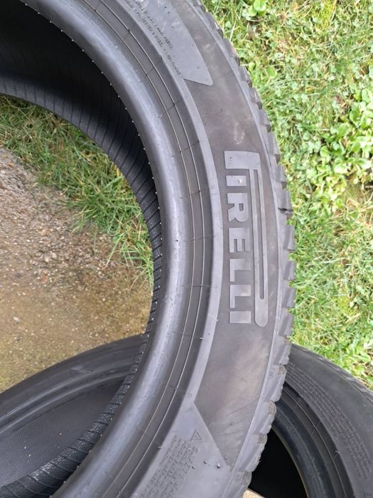 PIRELLI 245/45/18