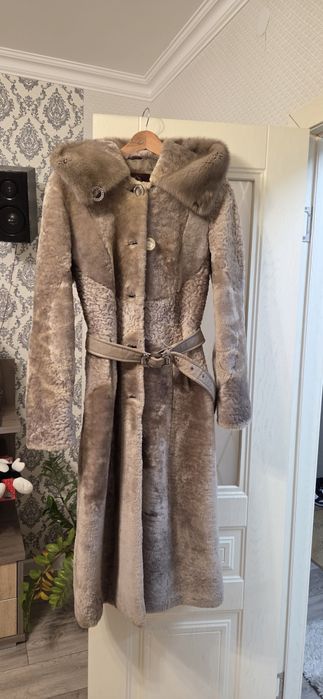 Шуба мутоновая продам б/у