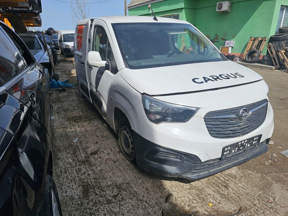 Dezmembrez Opel Combo E [2018 - 2019] Compactvan 1.5 D15DT LQJ