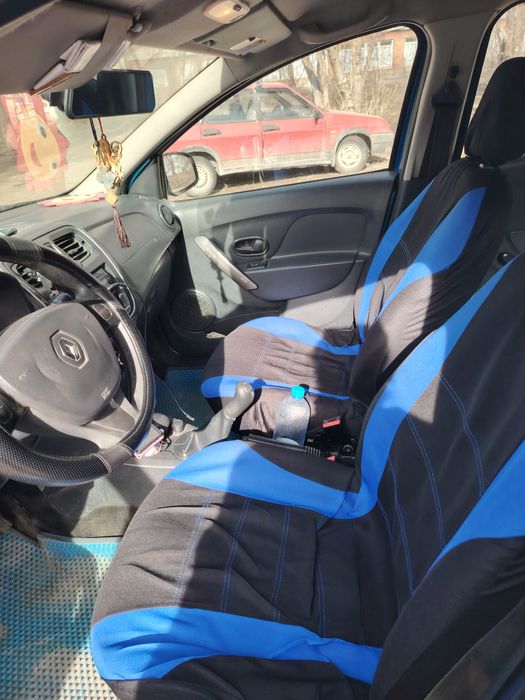 Машина рено сандеро 2