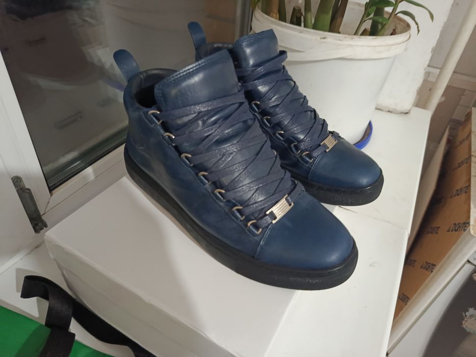 Balenciaga Arena