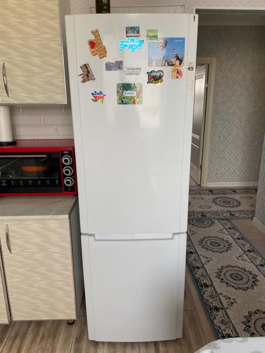 Продам холодильник