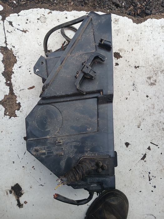 Корпус блока предохранителей Мерседес 124