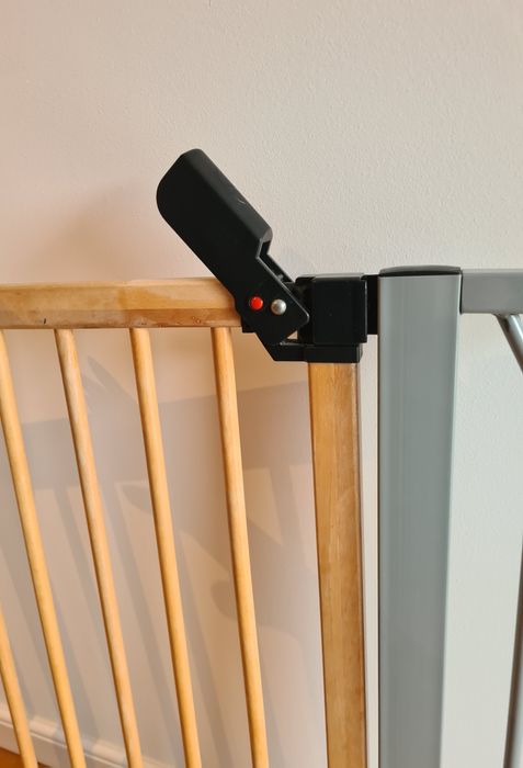 Poarta siguranta copii