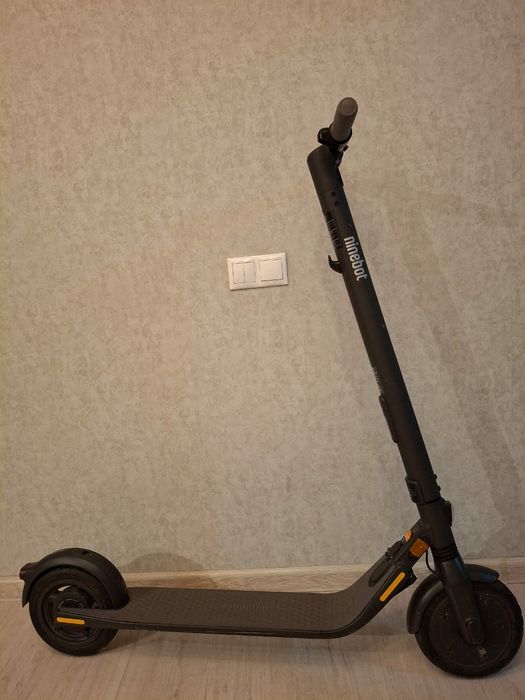 Электросамокат Ninebot KickScooter E25