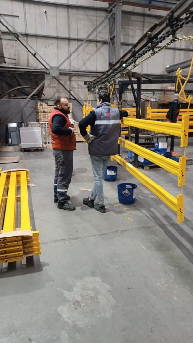 Fabrica Rafturi de paleti pentru depozite