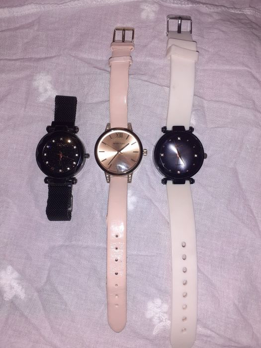 Женские наручные часы