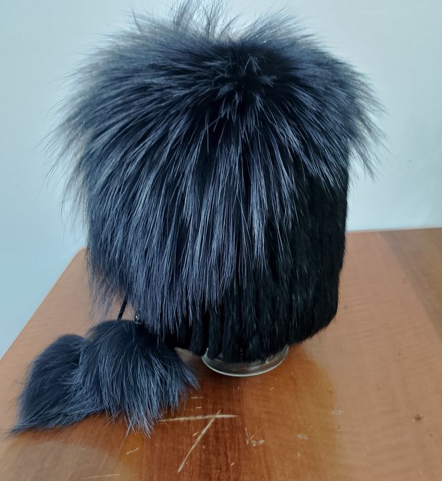 Продам красивую шапку