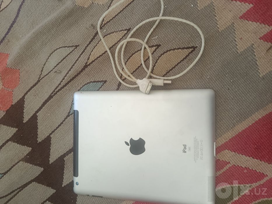 iPad mini 3 operativka xotira 16Gb zaryadning ham qoʻshib beriladi
