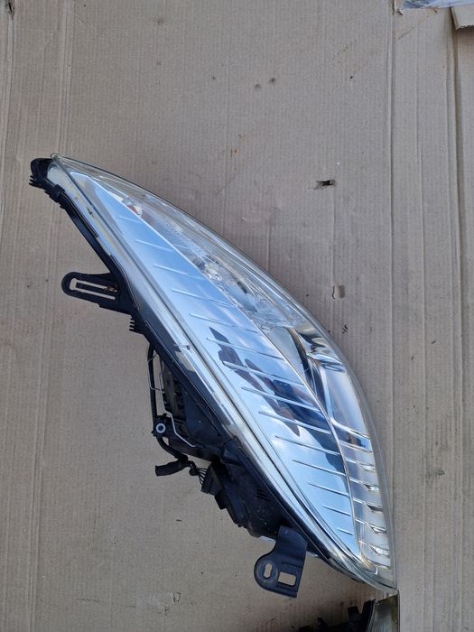 Faruri Renault Megane 3 2010