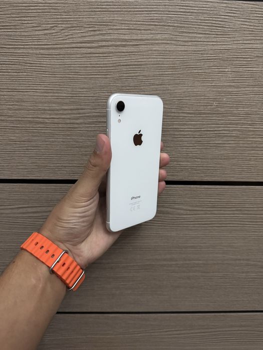 Айфон ХР 64гб без коробки