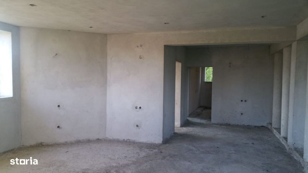 Campina - Cartier Rezidențial - casa + teren 1974mp - 230000 Euro