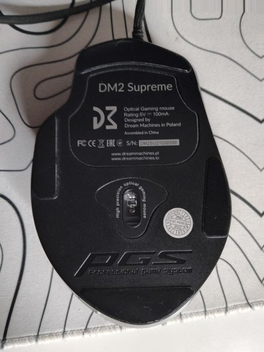 Девайсы наушники и мышка