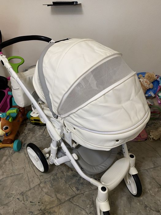 Детская коляска 2 в 1. Производство Европа фирма Adamex “Barletta”