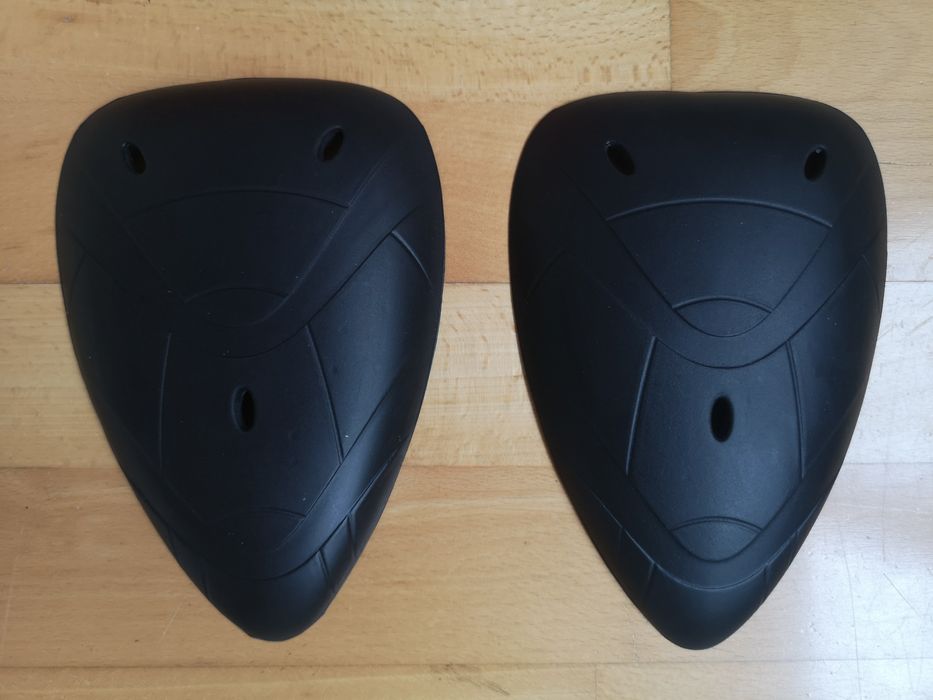 Protectii aparatori hard omologate / standardizate pentru umar coate